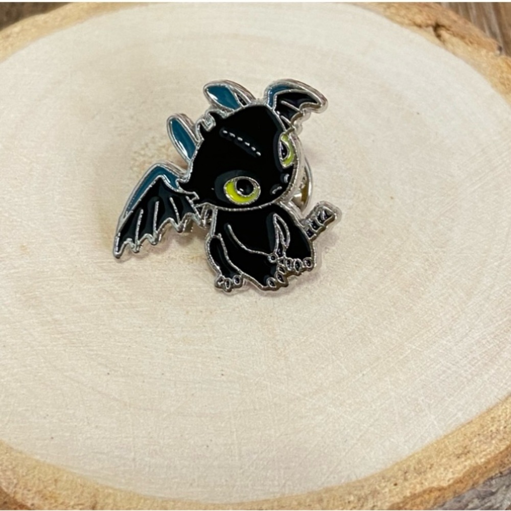 How To Train Your Dragon Pin